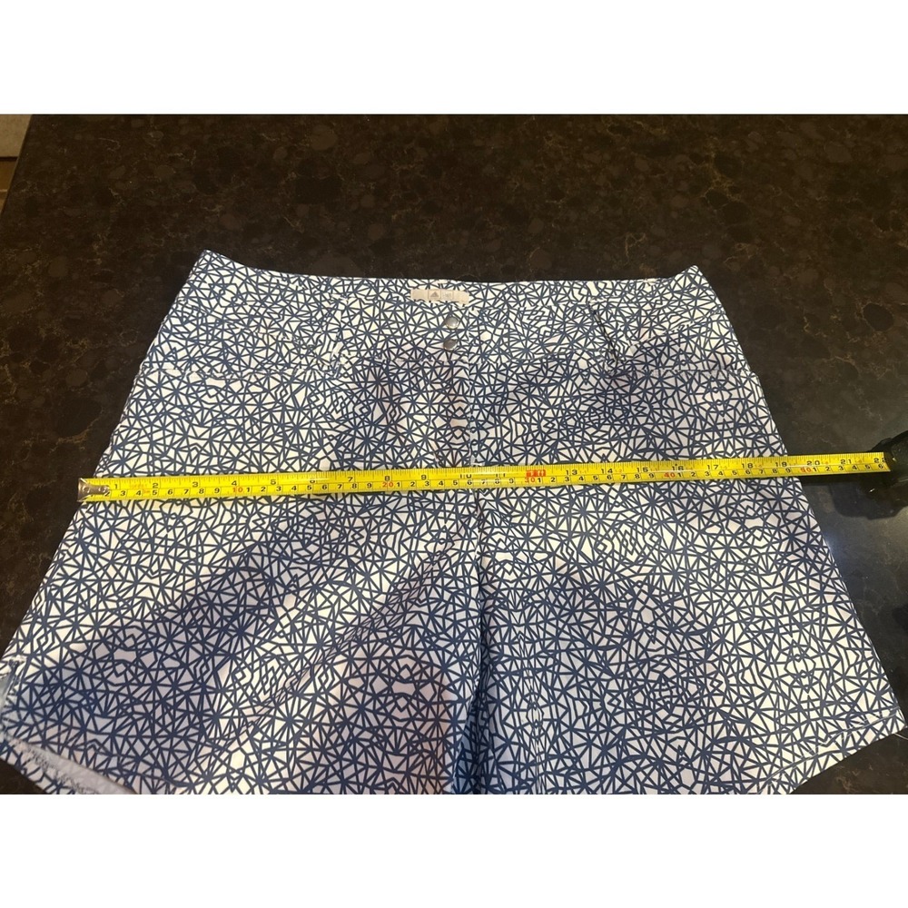 Adidas Womens Golf Shorts Blue White Geometric Lattice Print Size 8 Athletic - Picture 2 of 7